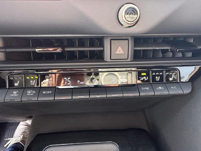 2026 Toyota Crown Signia Limited AWD (Natl)