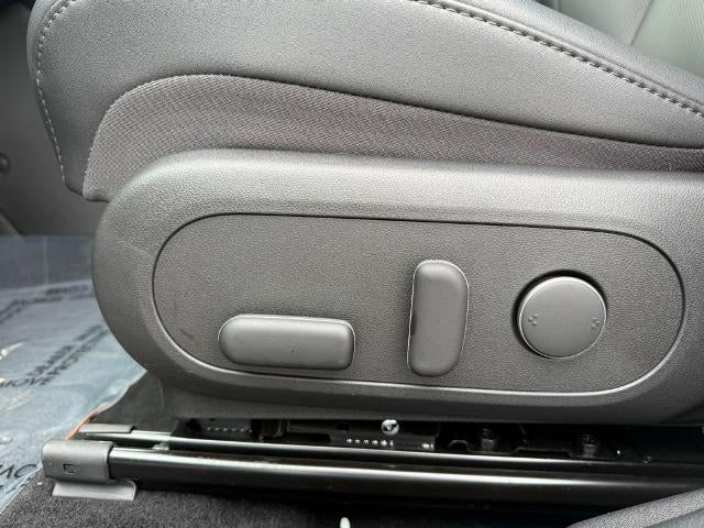 2025 Hyundai KONA Electric Limited FWD