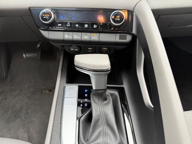 2023 Hyundai ELANTRA SEL IVT
