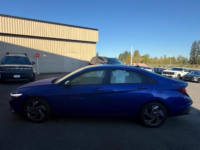 2025 Hyundai ELANTRA SEL Sport IVT