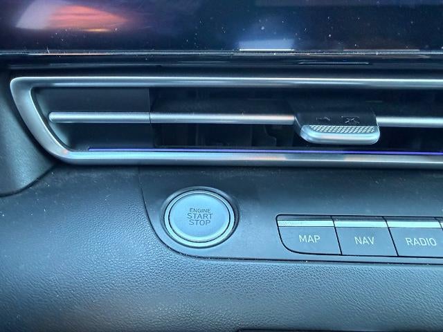 2022 Hyundai ELANTRA Limited IVT