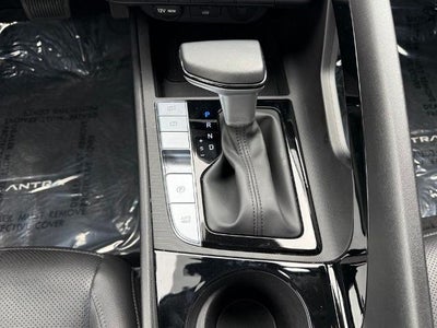 2025 Hyundai ELANTRA Limited IVT