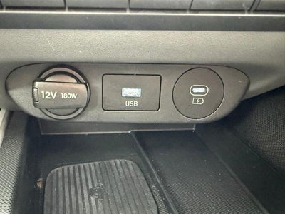 2024 Hyundai ELANTRA SEL IVT