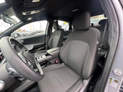 2024 Hyundai IONIQ 6 SE Standard Range RWD