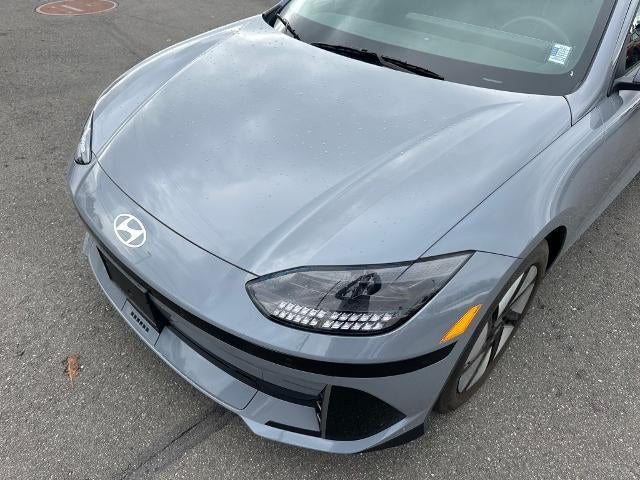 2024 Hyundai IONIQ 6 SE Standard Range RWD