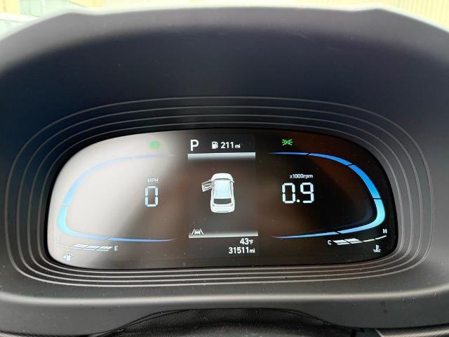 2023 Hyundai VENUE SEL IVT