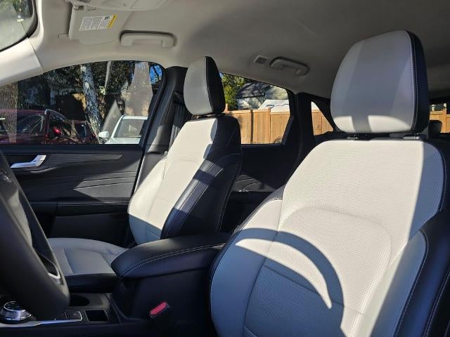 2023 Ford Escape Platinum AWD