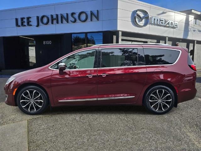 2018 Chrysler Pacifica Limited FWD