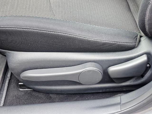 2015 Nissan Sentra 4dr Sdn I4 CVT S