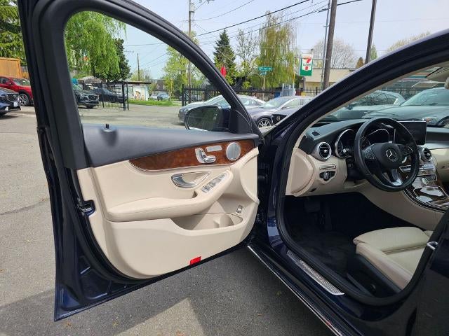 2016 Mercedes-Benz C-Class C 300 4MATIC® Luxury Sedan