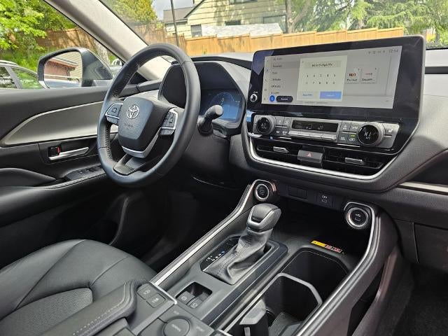 2025 Toyota Grand Highlander XLE FWD (Natl)