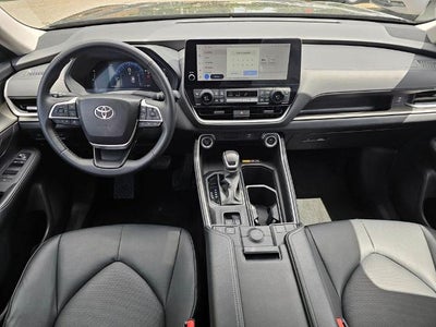 2025 Toyota Grand Highlander XLE FWD (Natl)