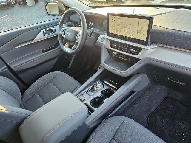2025 Ford Explorer Active 4WD