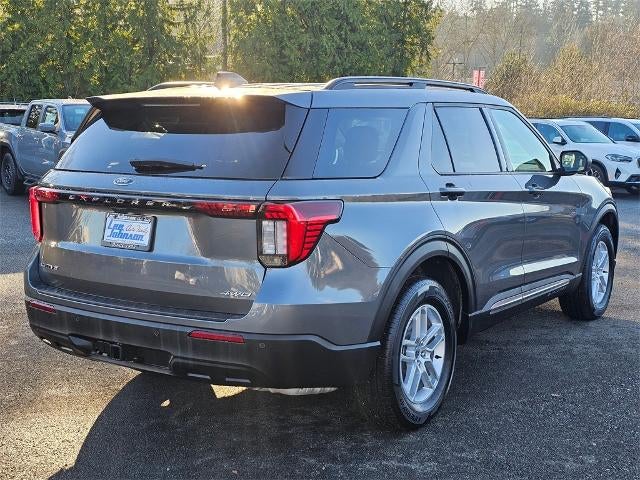 2025 Ford Explorer Active 4WD