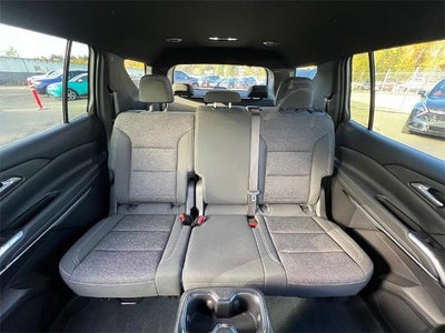 2024 Chevrolet Traverse LT w/2LT