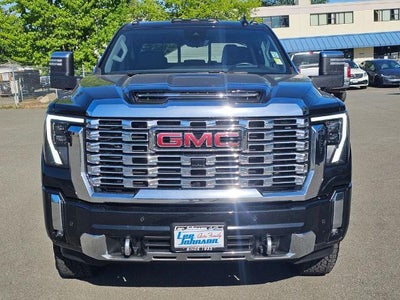2025 GMC Sierra 3500HD Crew Cab Standard Box 4-Wheel Drive Denali