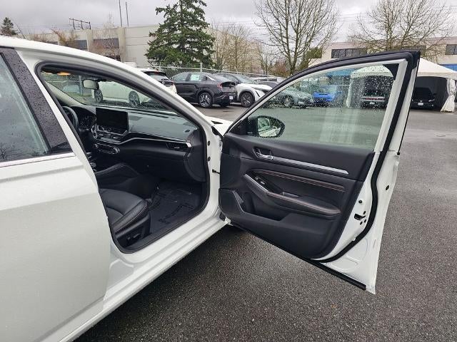 2023 Nissan Altima 2.5 SR AWD Sedan