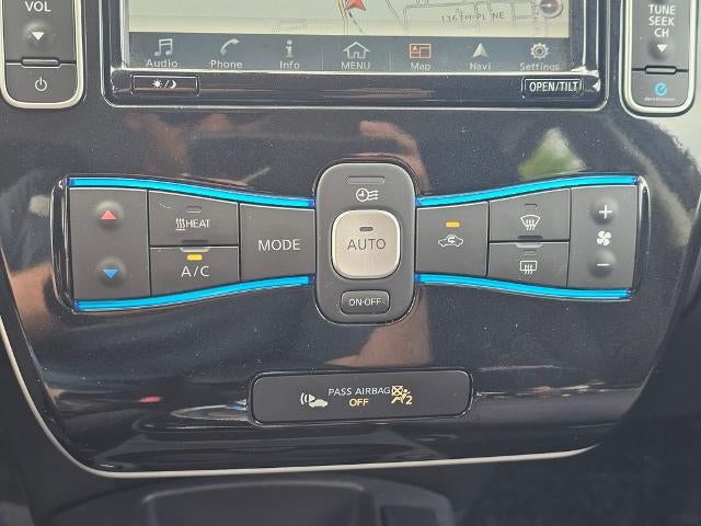 2017 Nissan LEAF SV Hatchback