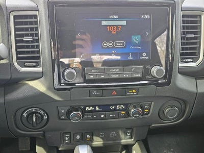 2024 Nissan Frontier Crew Cab 4x4 SV