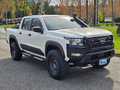 2024 Nissan Frontier Crew Cab 4x4 SV