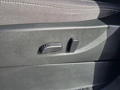 2024 Nissan Frontier Crew Cab 4x4 SV