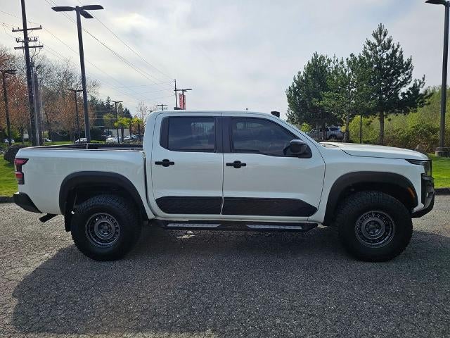 2024 Nissan Frontier Crew Cab 4x4 SV