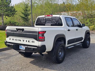 2024 Nissan Frontier Crew Cab 4x4 SV