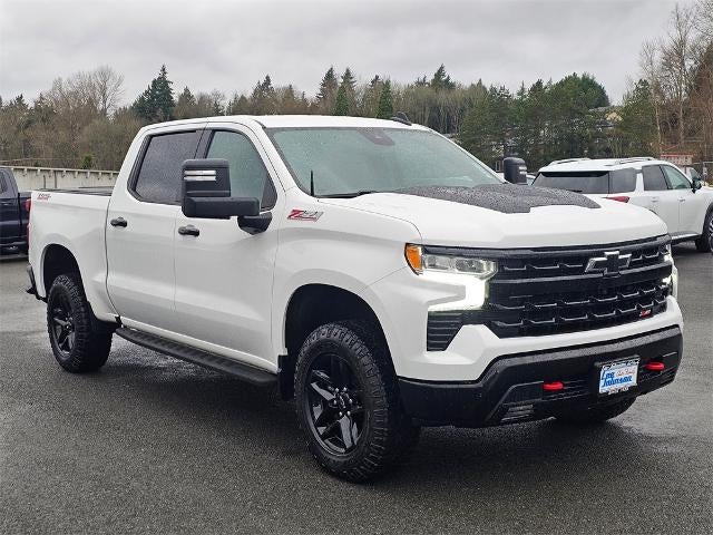 2022 Chevrolet Silverado 1500 Crew Cab Short Box 4-Wheel Drive LT Trail Boss
