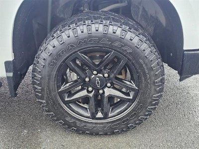 2022 Chevrolet Silverado 1500 Crew Cab Short Box 4-Wheel Drive LT Trail Boss