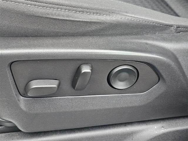 2022 Chevrolet Silverado 1500 Crew Cab Short Box 4-Wheel Drive LT Trail Boss