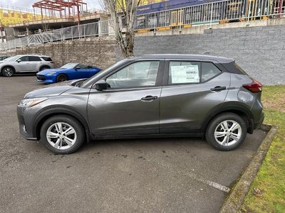 2024 Nissan Kicks S FWD