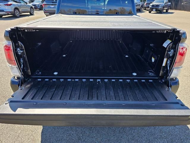 2021 Toyota Tacoma 4WD 4WD TRD Sport Double Cab 5' Bed V6 MT (Natl)