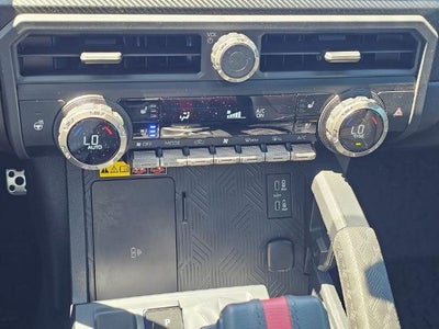 2025 Toyota Tacoma 4WD 4WD TRD Pro Hybrid Double Cab 5' Bed AT (Natl)