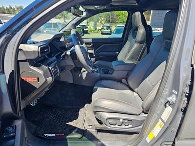 2025 Toyota Tacoma 4WD 4WD TRD Pro Hybrid Double Cab 5' Bed AT (Natl)