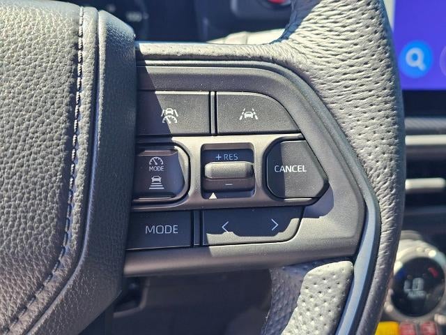 2025 Toyota Tacoma 4WD 4WD TRD Pro Hybrid Double Cab 5' Bed AT (Natl)