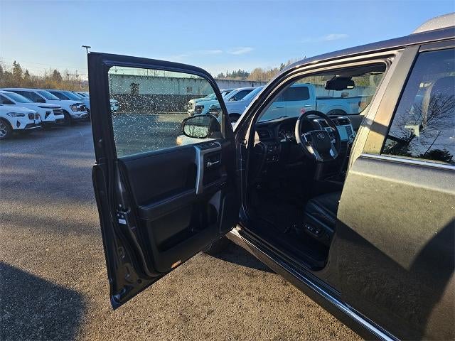 2022 Toyota 4Runner Limited 4WD (Natl)