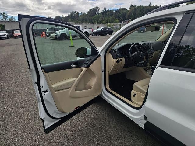 2017 Volkswagen Tiguan Limited 2.0T 4MOTION