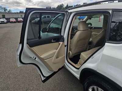 2017 Volkswagen Tiguan Limited 2.0T 4MOTION