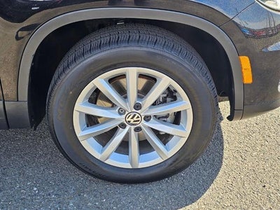 2017 Volkswagen Tiguan 2.0T Wolfsburg Edition 4MOTION