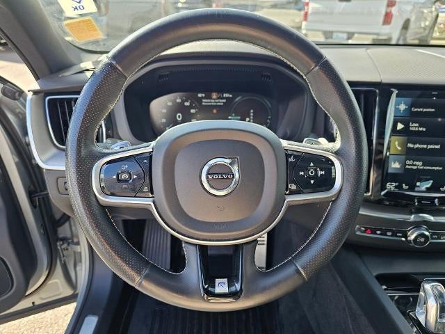 2018 Volvo XC60 T8 eAWD Plug-In Hybrid R-Design
