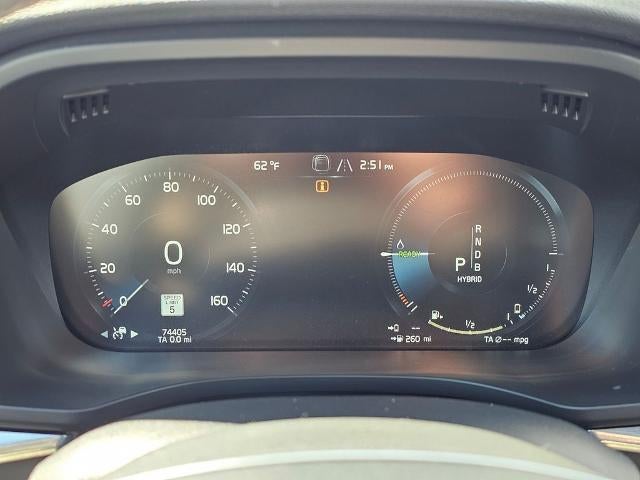 2018 Volvo XC60 T8 eAWD Plug-In Hybrid R-Design