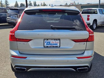 2018 Volvo XC60 T8 eAWD Plug-In Hybrid R-Design